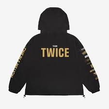 TWICE [THIS IS FOR WORLD TOUR IN JP] WIND BREAKER